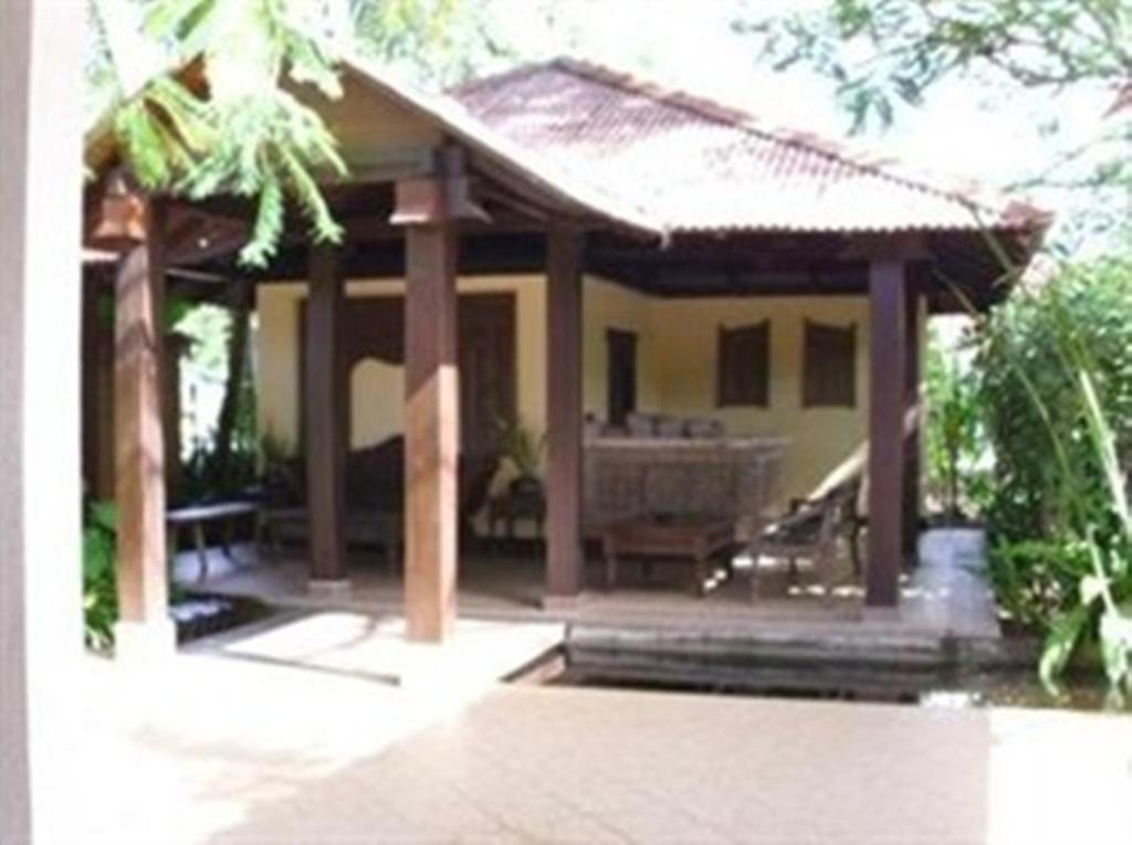 Sunset Beach Resort Pantai Cenang (Langkawi) Exterior foto